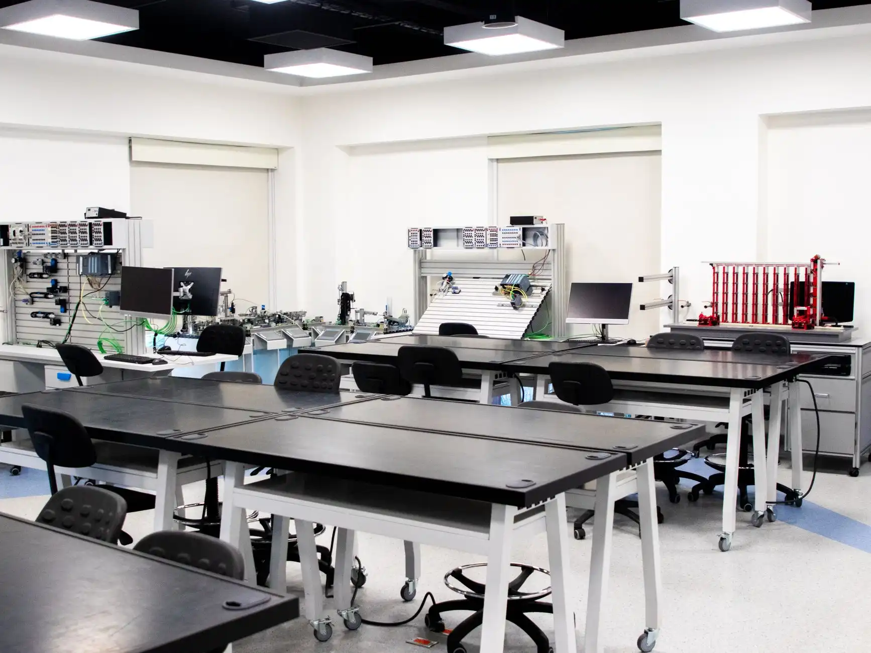 2025年箱包皮具行业新材料应用趋势与选购指南